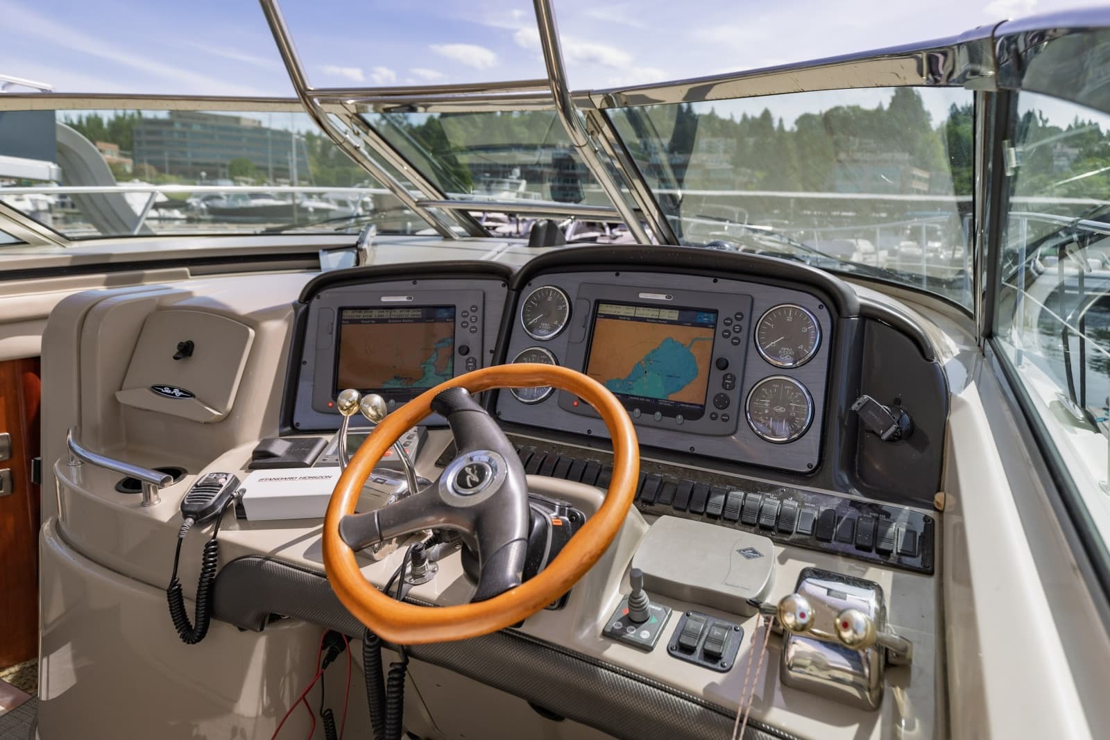 2005 Sea Ray Sundancer - Photo 17