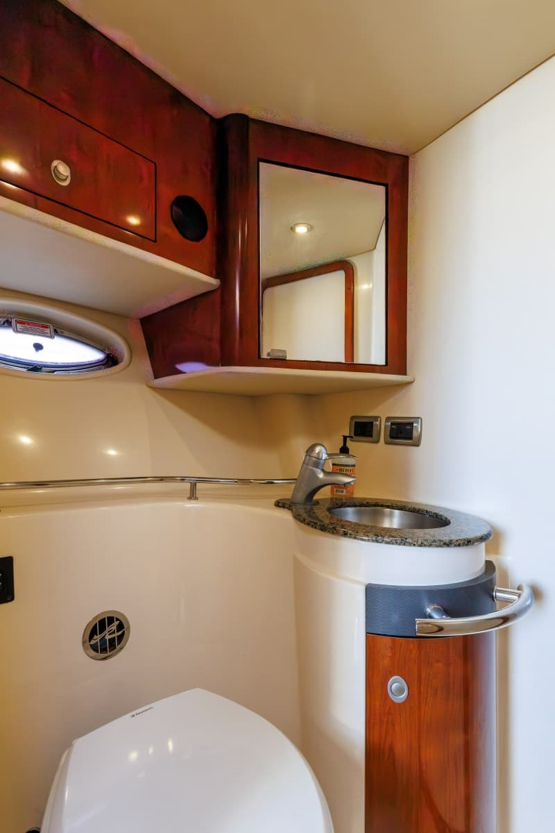 2005 Sea Ray Sundancer - Photo 15