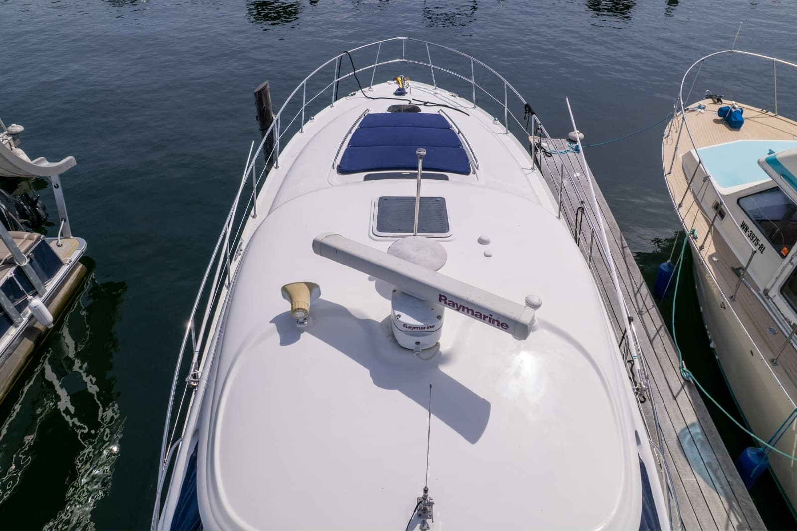 2005 Sea Ray Sundancer - Photo 6