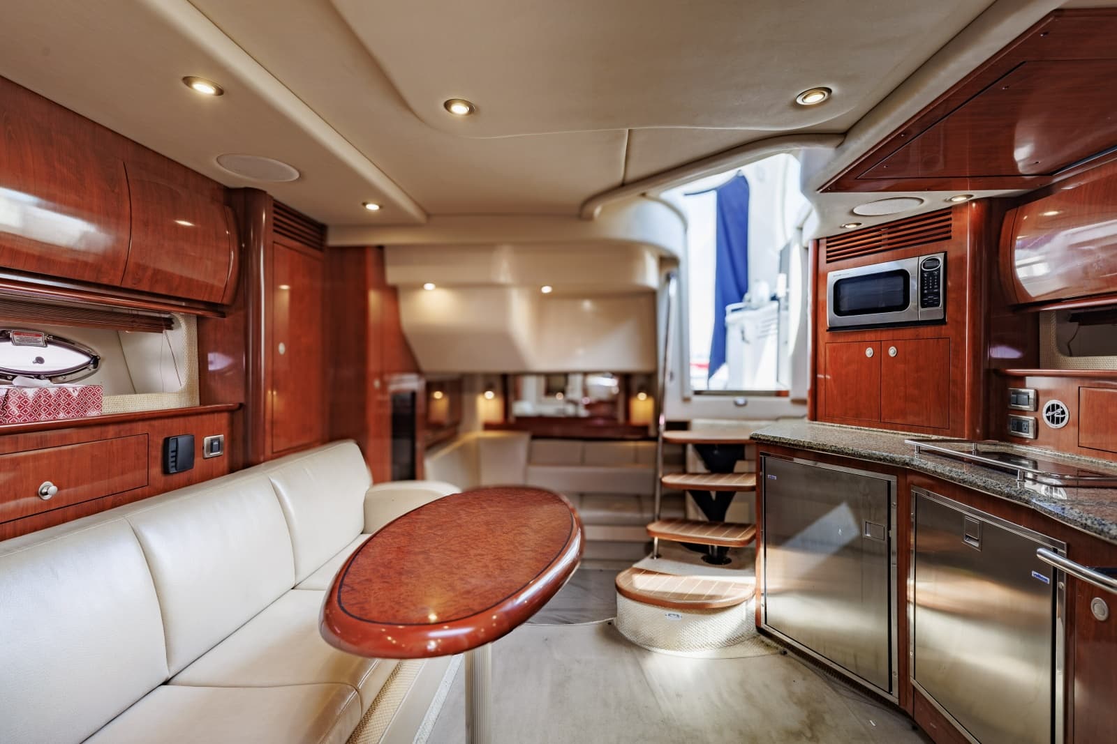 2005 Sea Ray Sundancer - Photo 11