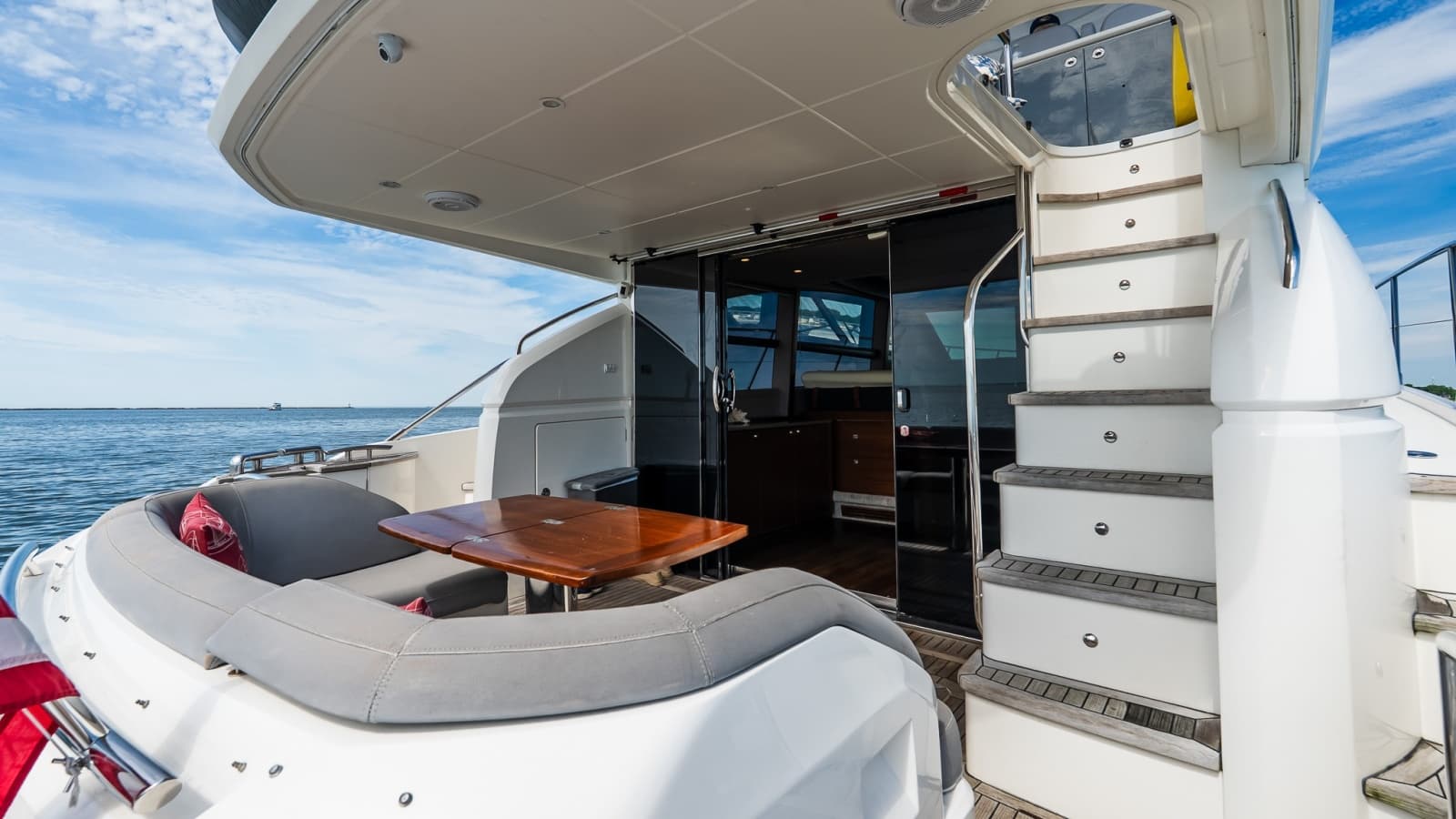 2014 Princess F52 - Photo 35