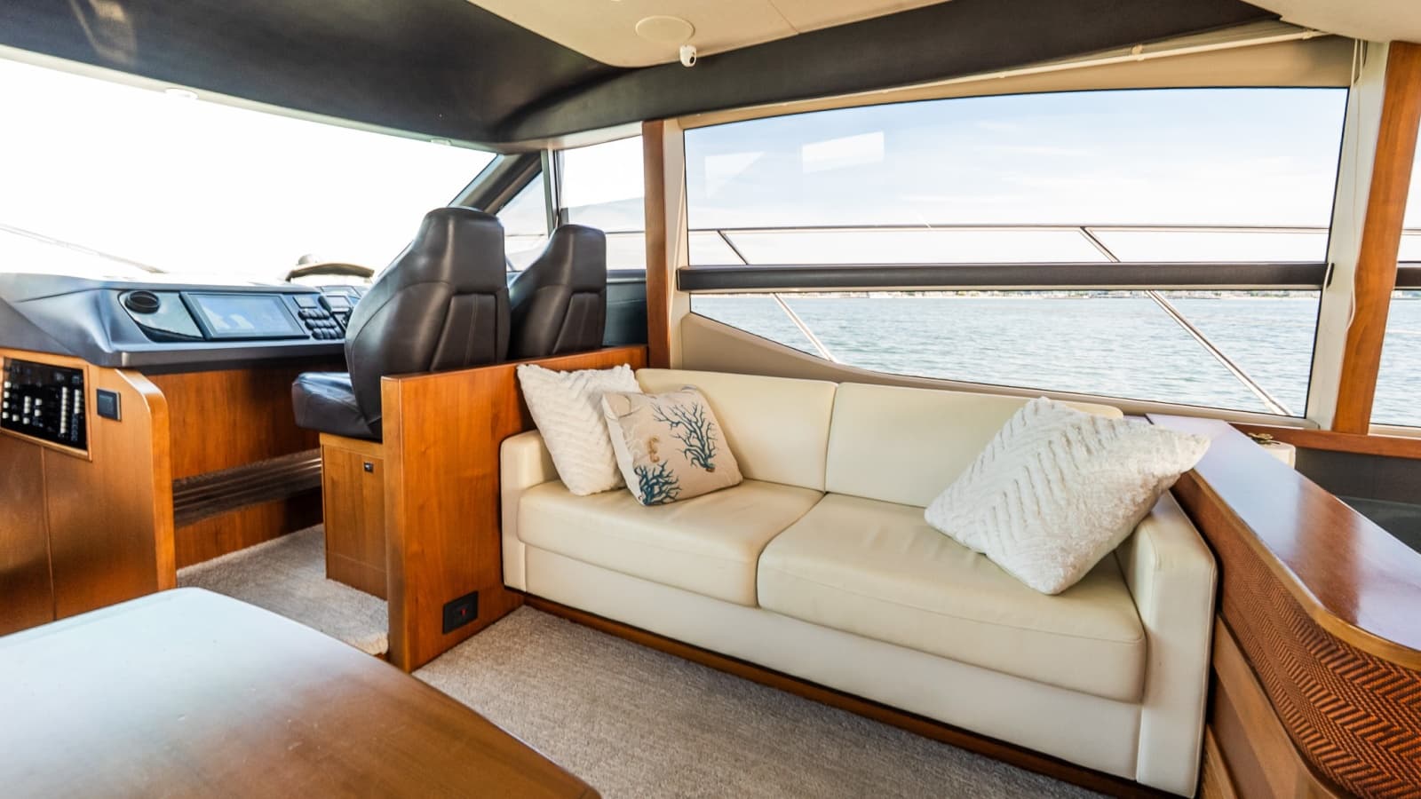 2014 Princess F52 - Photo 49