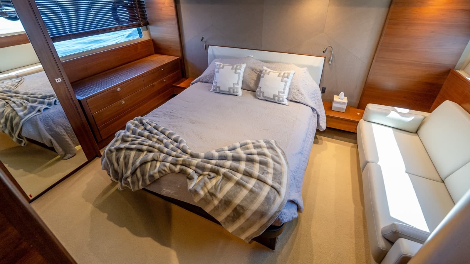 2014 Princess F52 - Photo 58