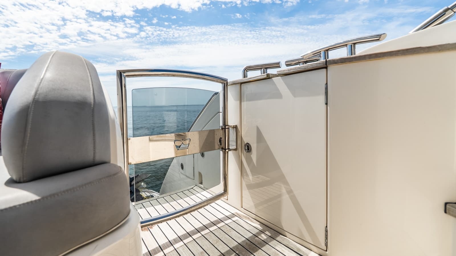2014 Princess F52 - Photo 28