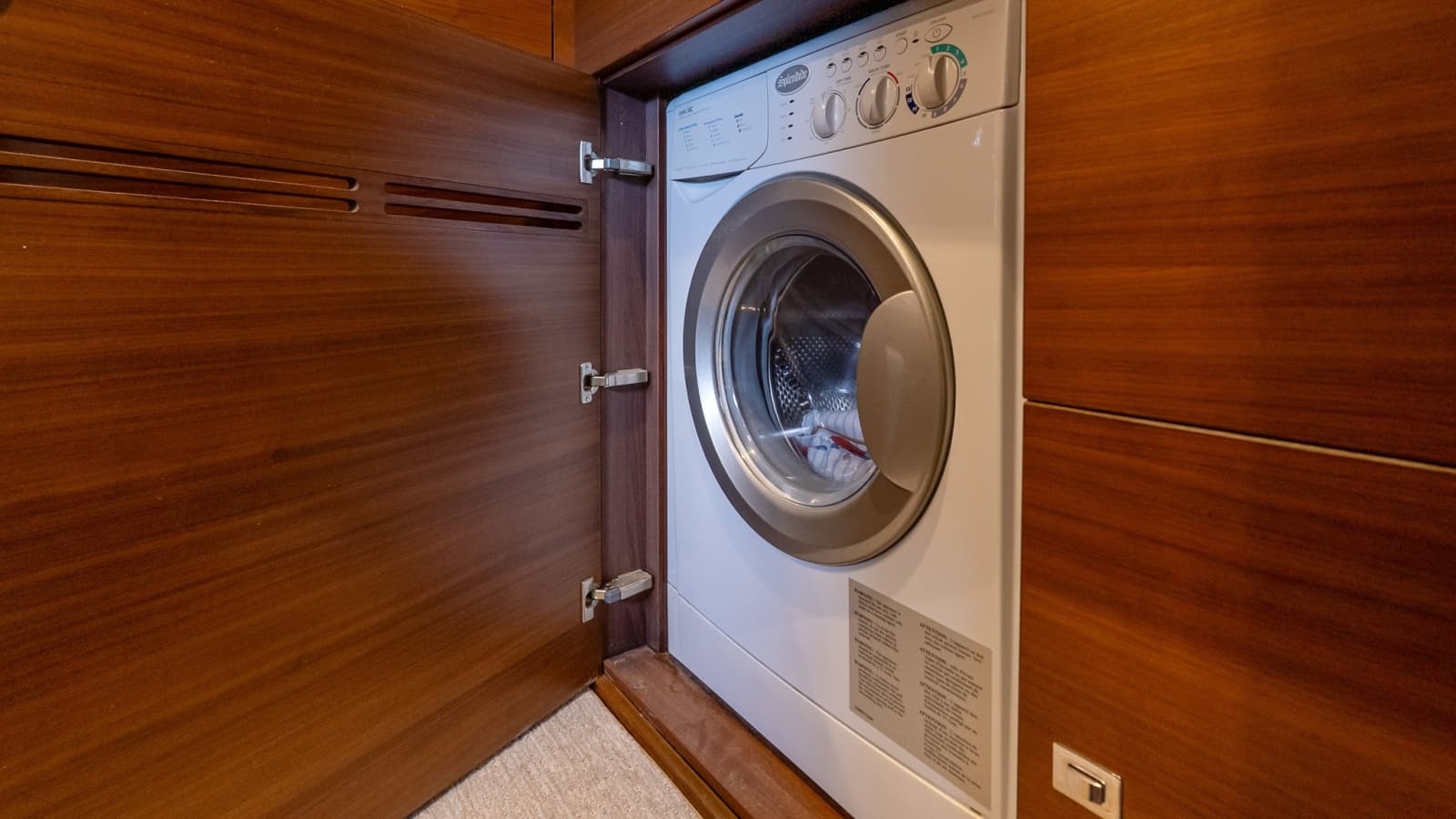 2014 Princess F52 - Photo 66