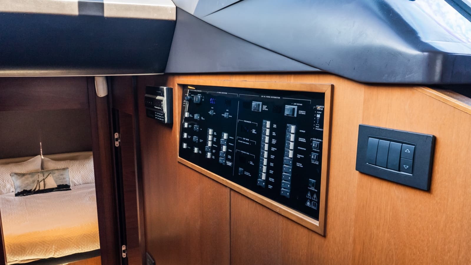 2014 Princess F52 - Photo 54
