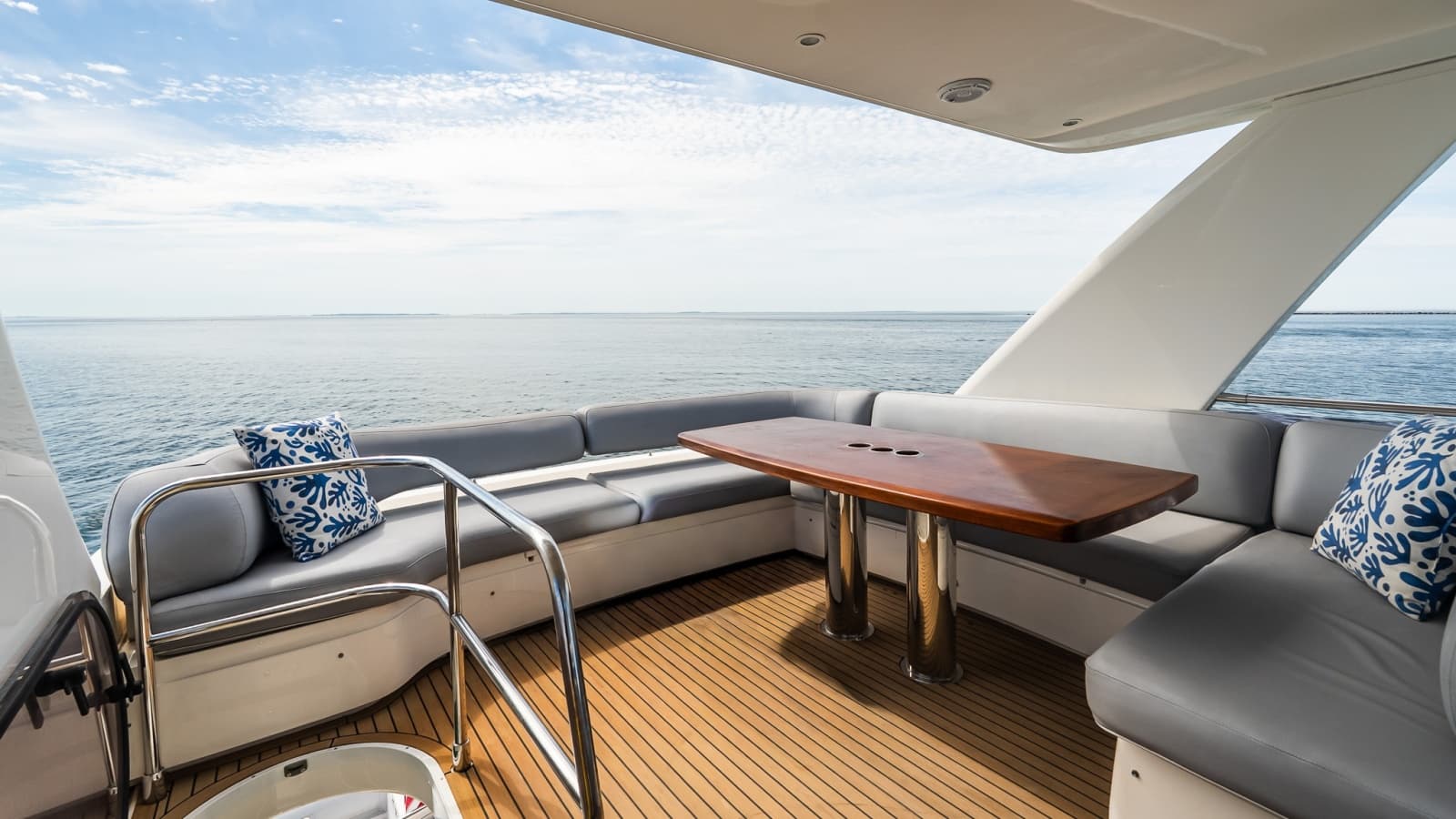 2014 Princess F52 - Photo 23
