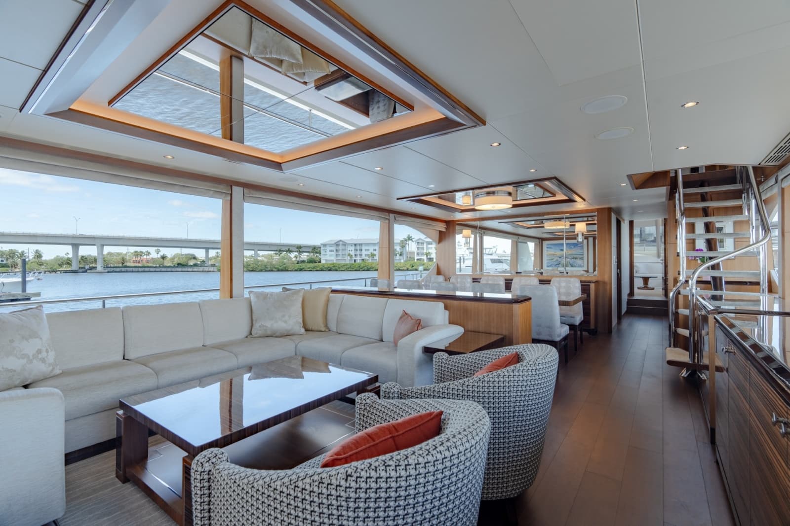 2019 Ocean Alexander 100 Motoryacht - Photo 6