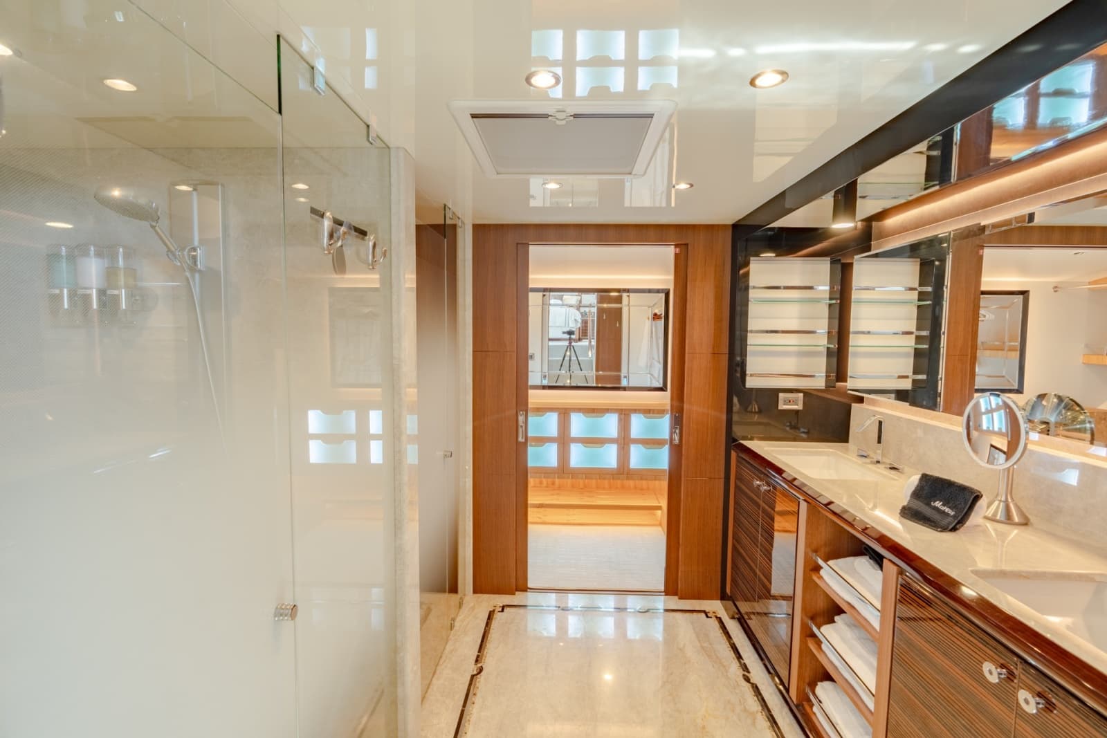2019 Ocean Alexander 100 Motoryacht - Photo 30