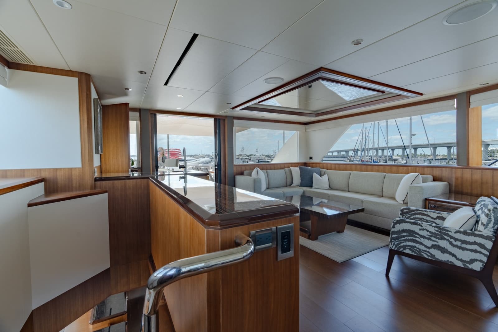 2019 Ocean Alexander 100 Motoryacht - Photo 20