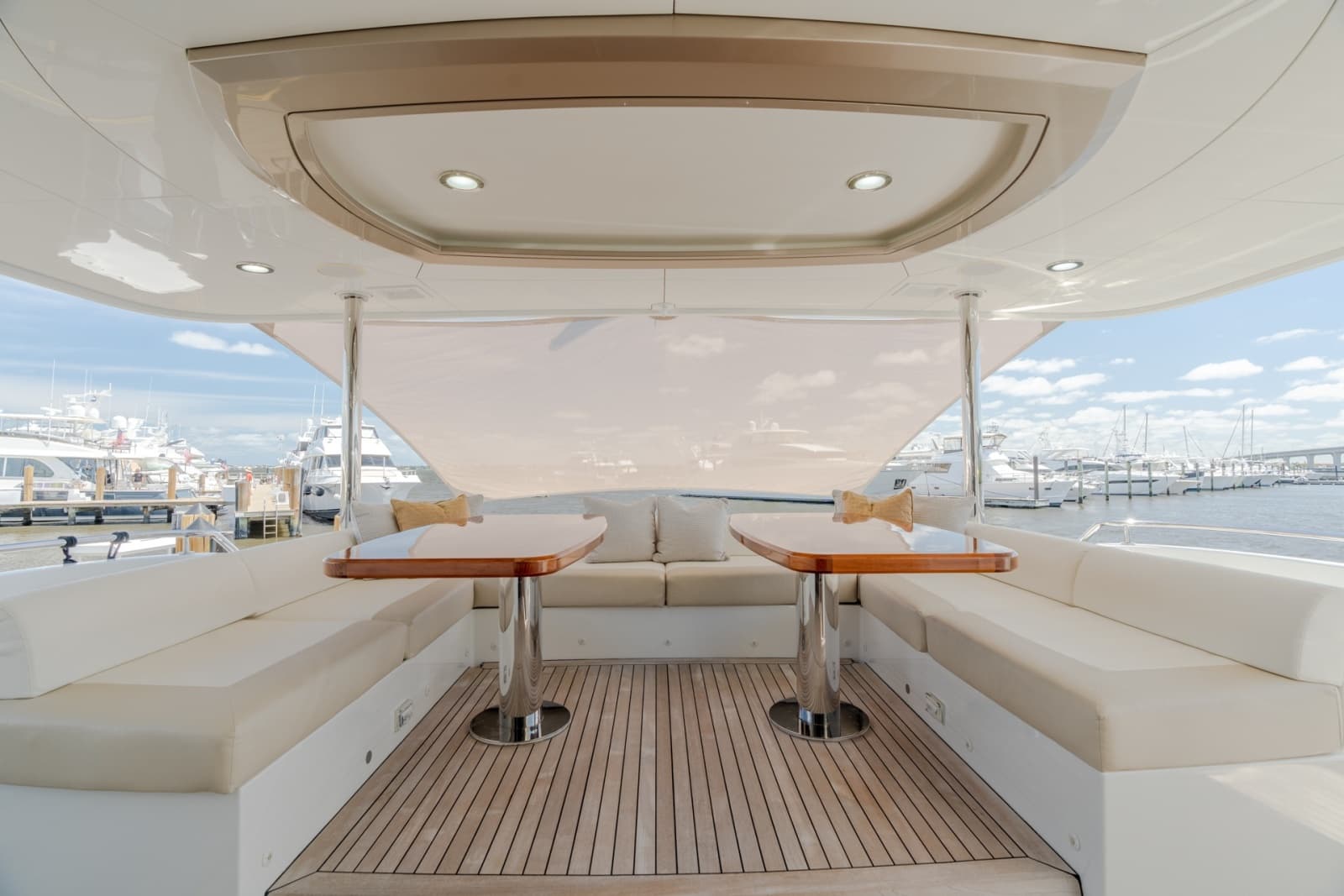 2019 Ocean Alexander 100 Motoryacht - Photo 61