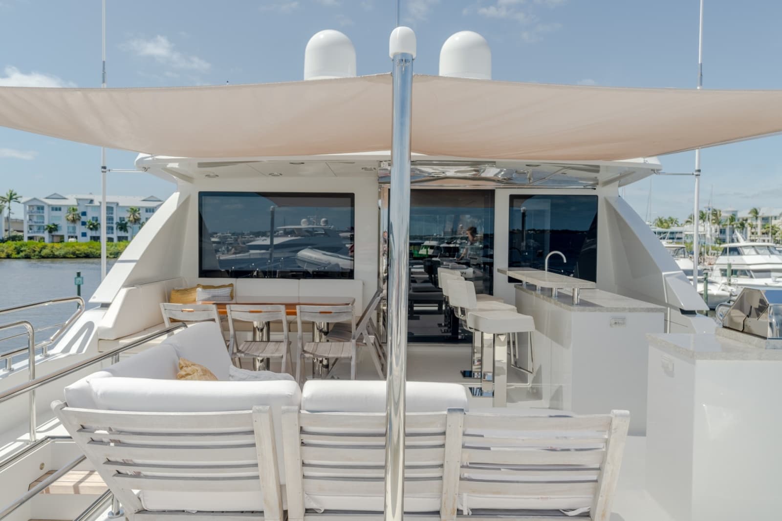 2019 Ocean Alexander 100 Motoryacht - Photo 79
