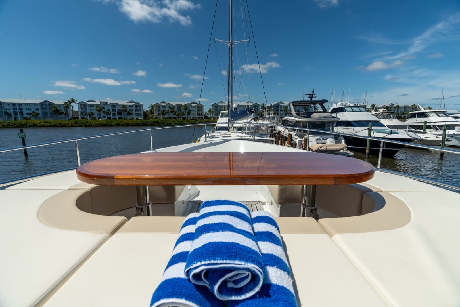 2019 Ocean Alexander 100 Motoryacht - Photo 73