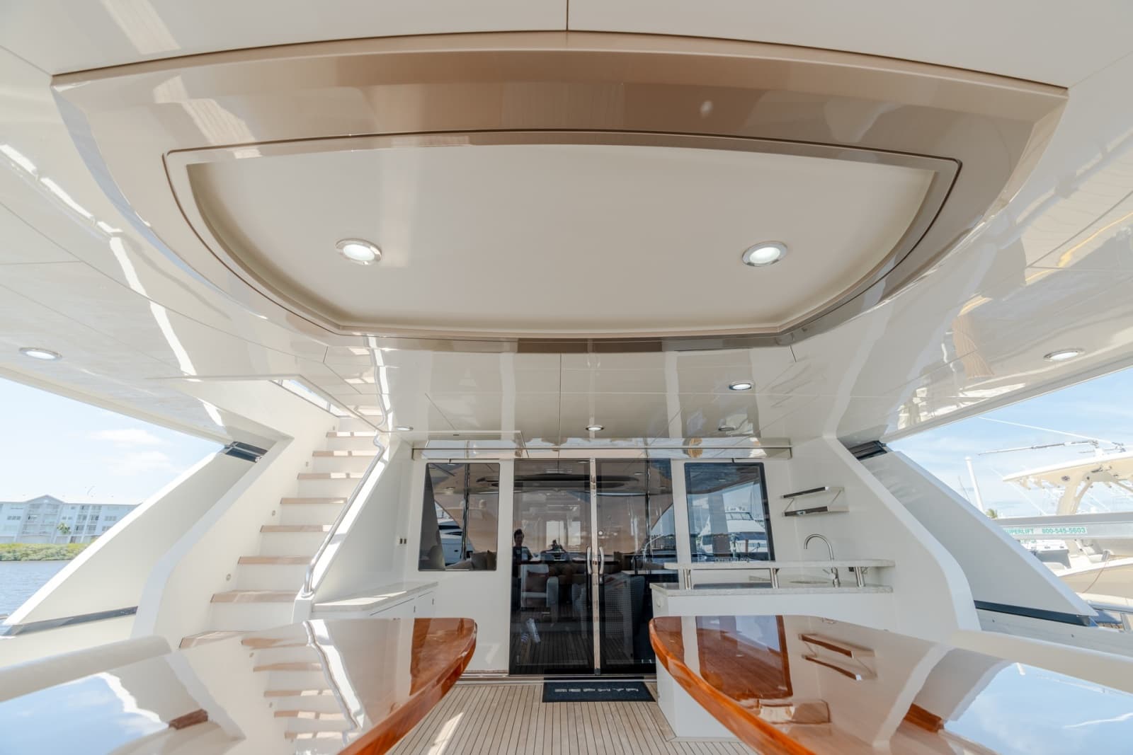 2019 Ocean Alexander 100 Motoryacht - Photo 68