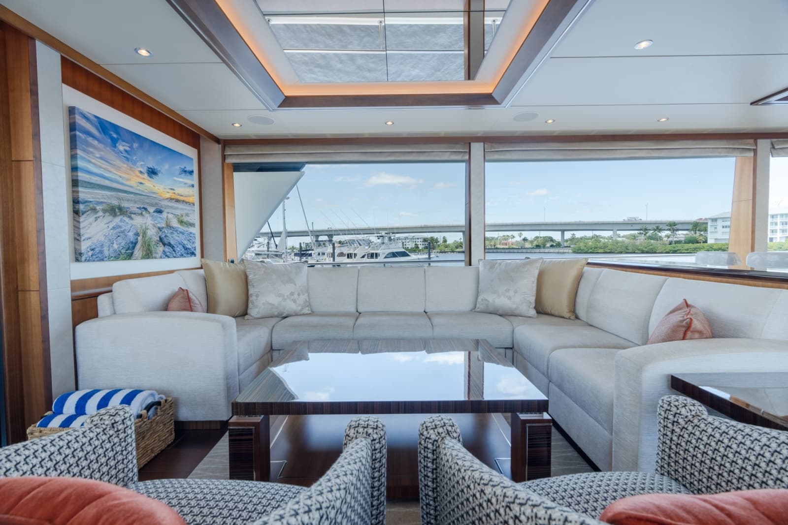 2019 Ocean Alexander 100 Motoryacht - Photo 7