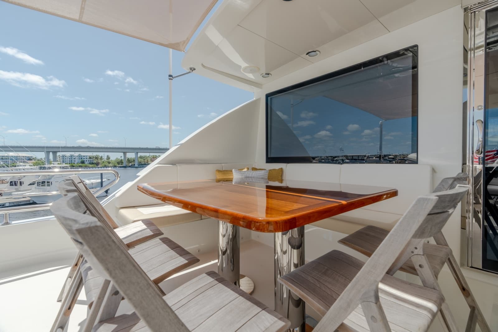 2019 Ocean Alexander 100 Motoryacht - Photo 77