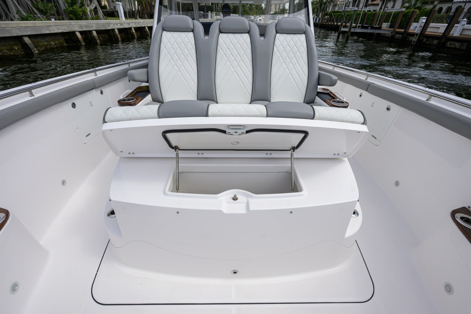 2023 Everglades 455 Center Console - Photo 22