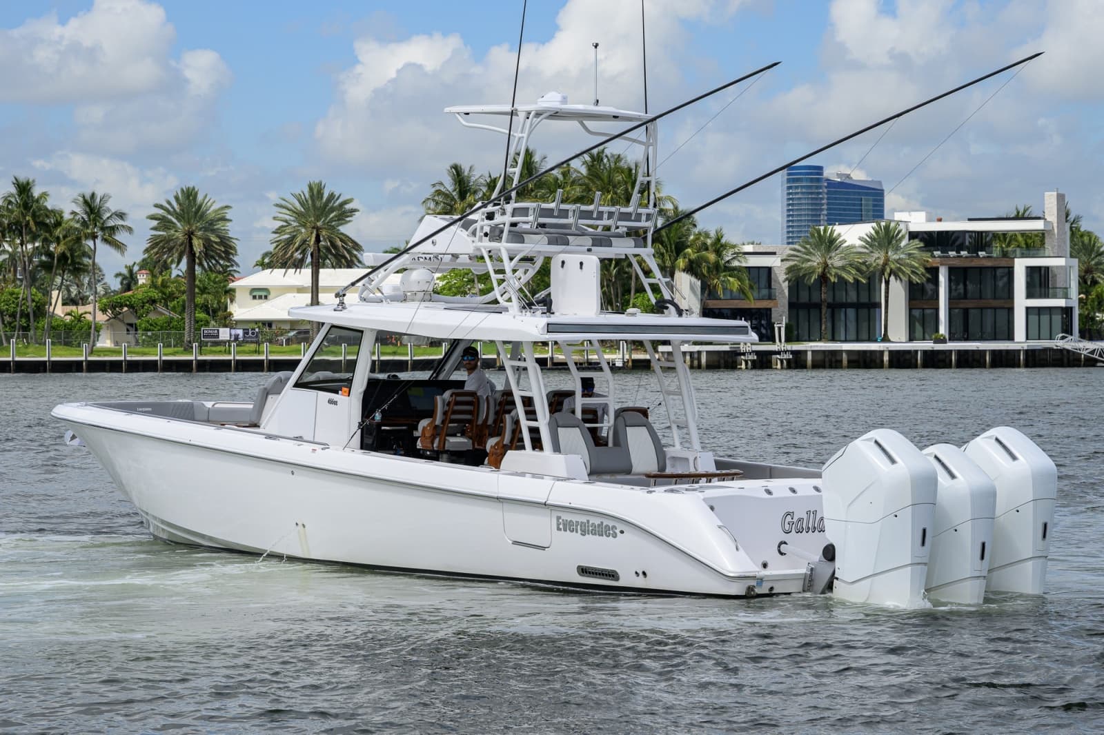 2023 Everglades 455 Center Console - Photo 37