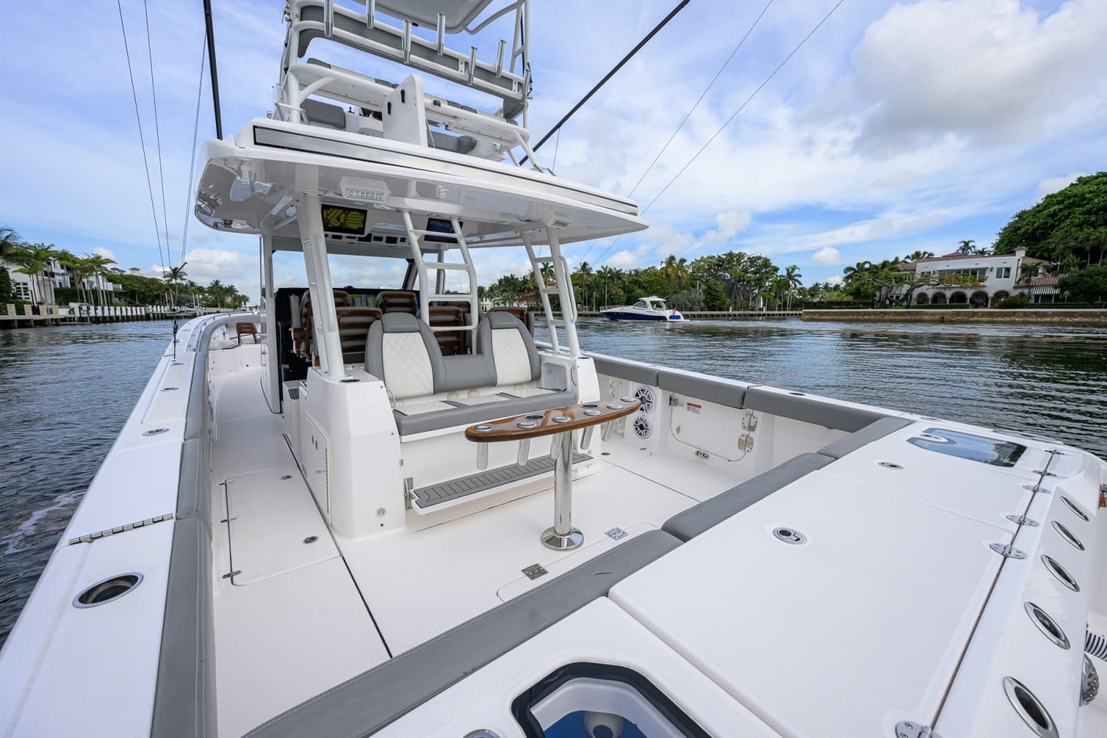 2023 Everglades 455 Center Console - Photo 25