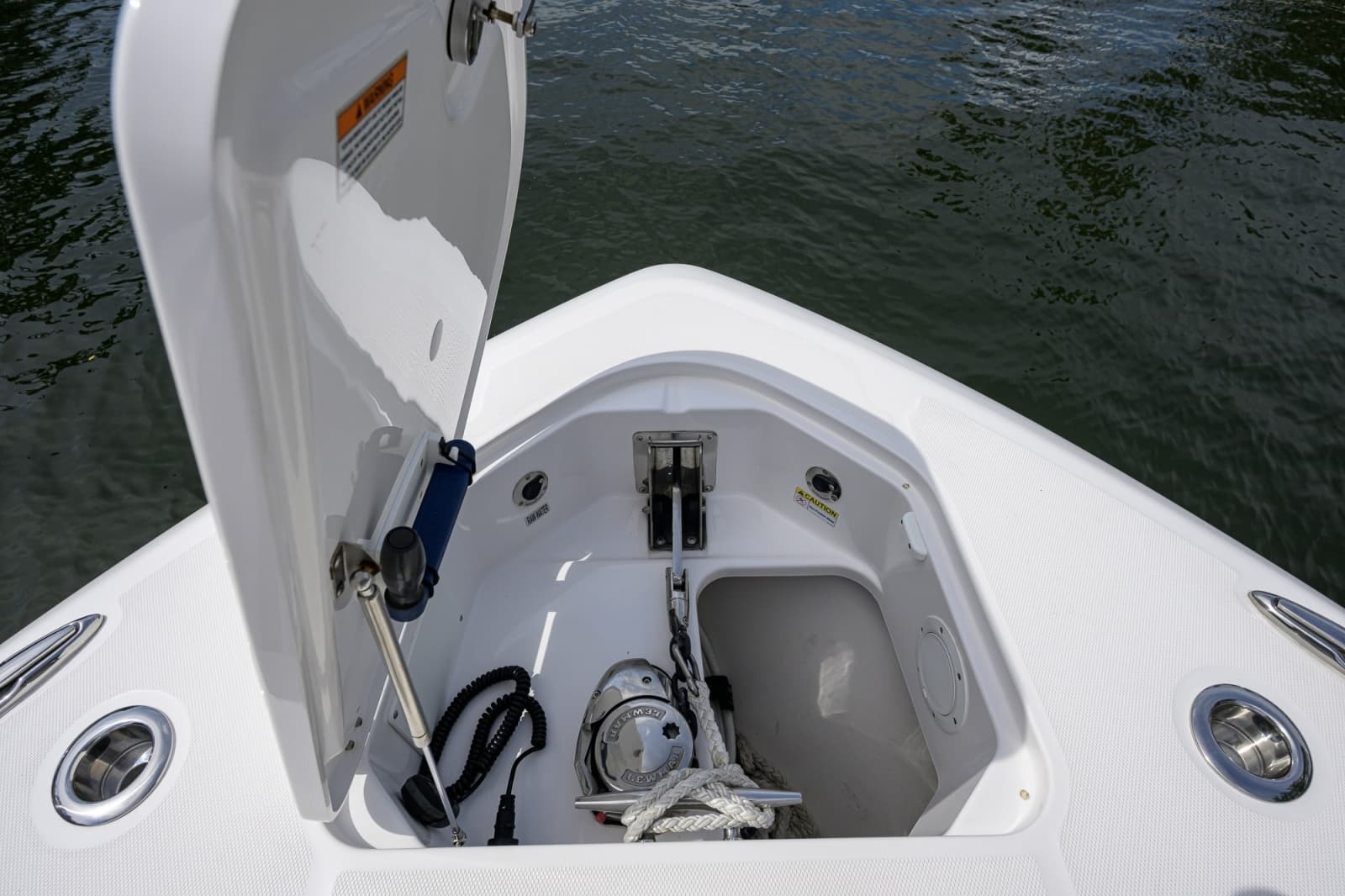 2023 Everglades 455 Center Console - Photo 20