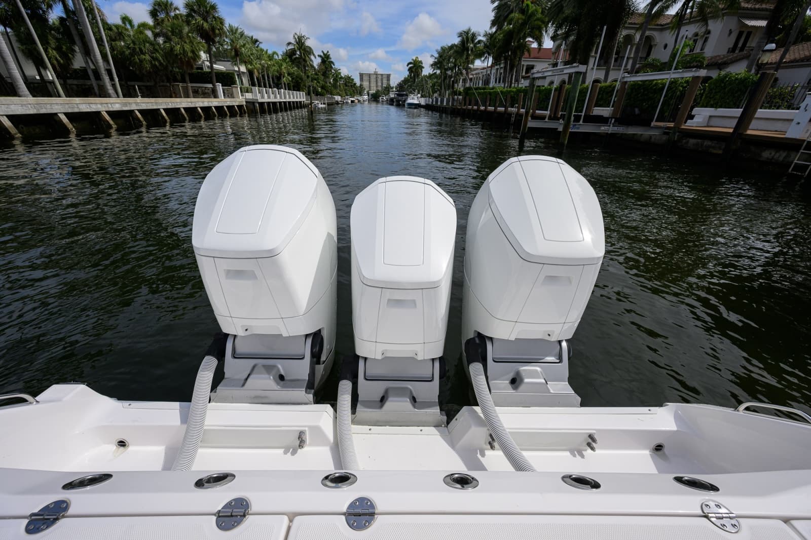 2023 Everglades 455 Center Console - Photo 33