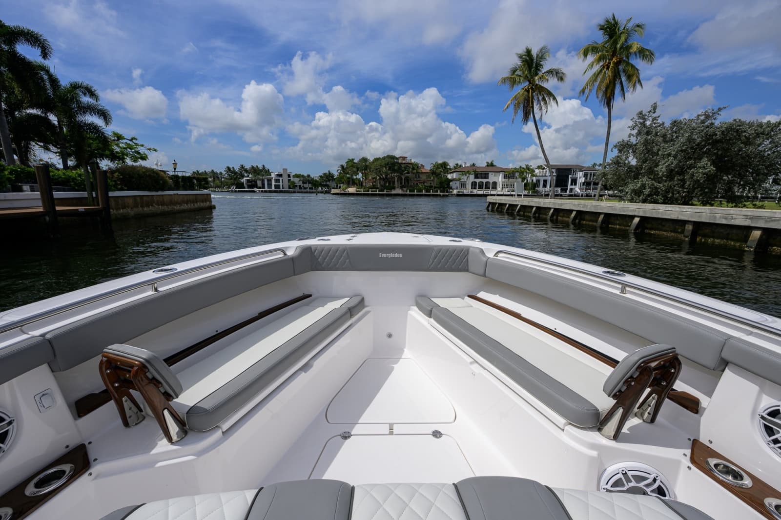 2023 Everglades 455 Center Console - Photo 19