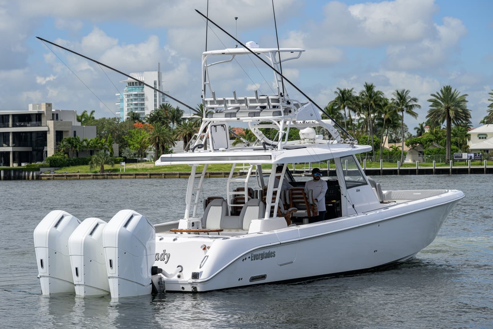 2023 Everglades 455 Center Console - Photo 36