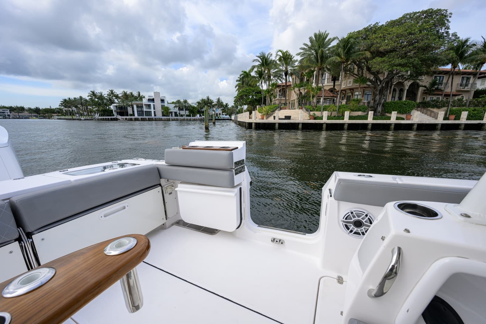 2023 Everglades 455 Center Console - Photo 27