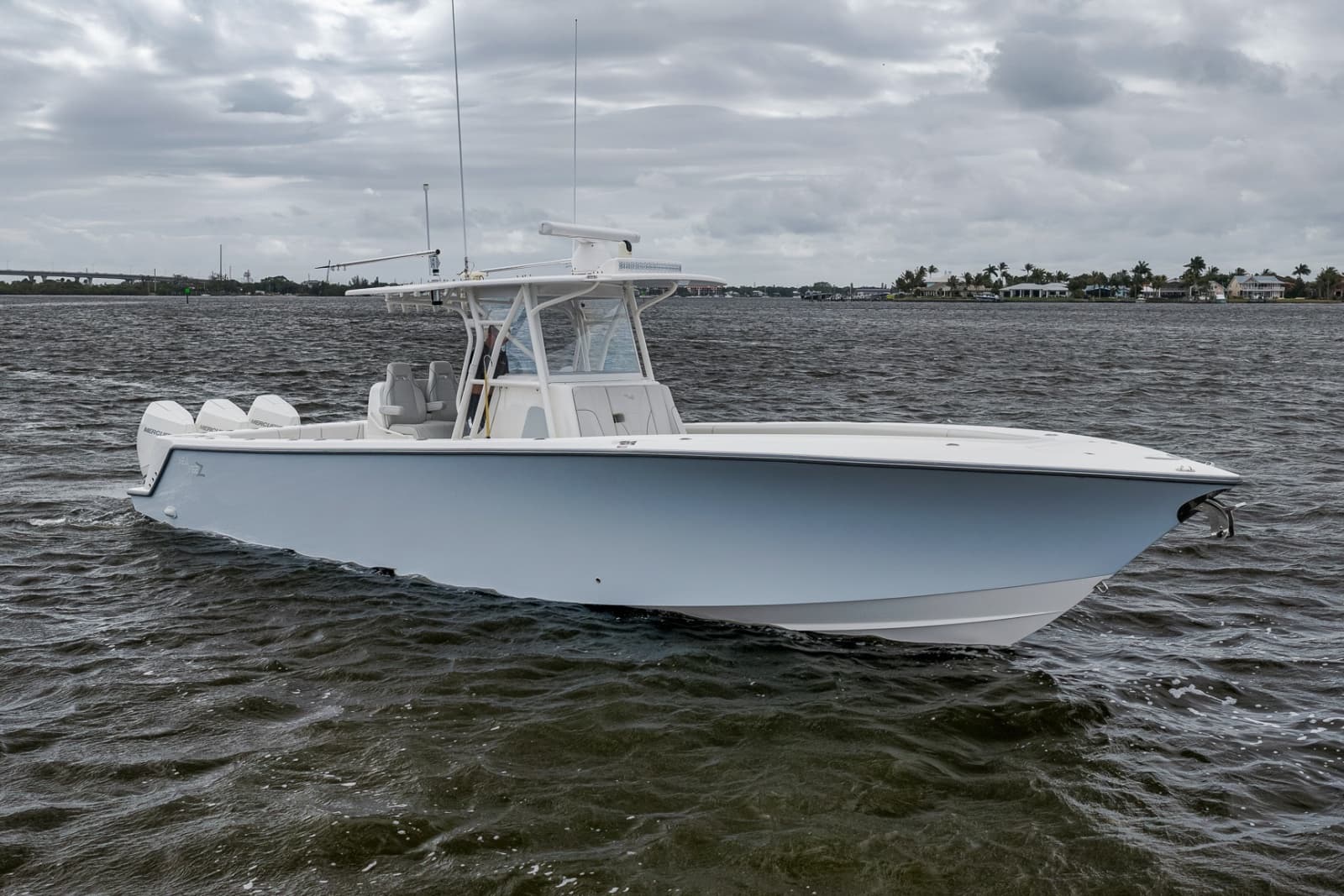 2022 SeaVee 370Z - Photo 2