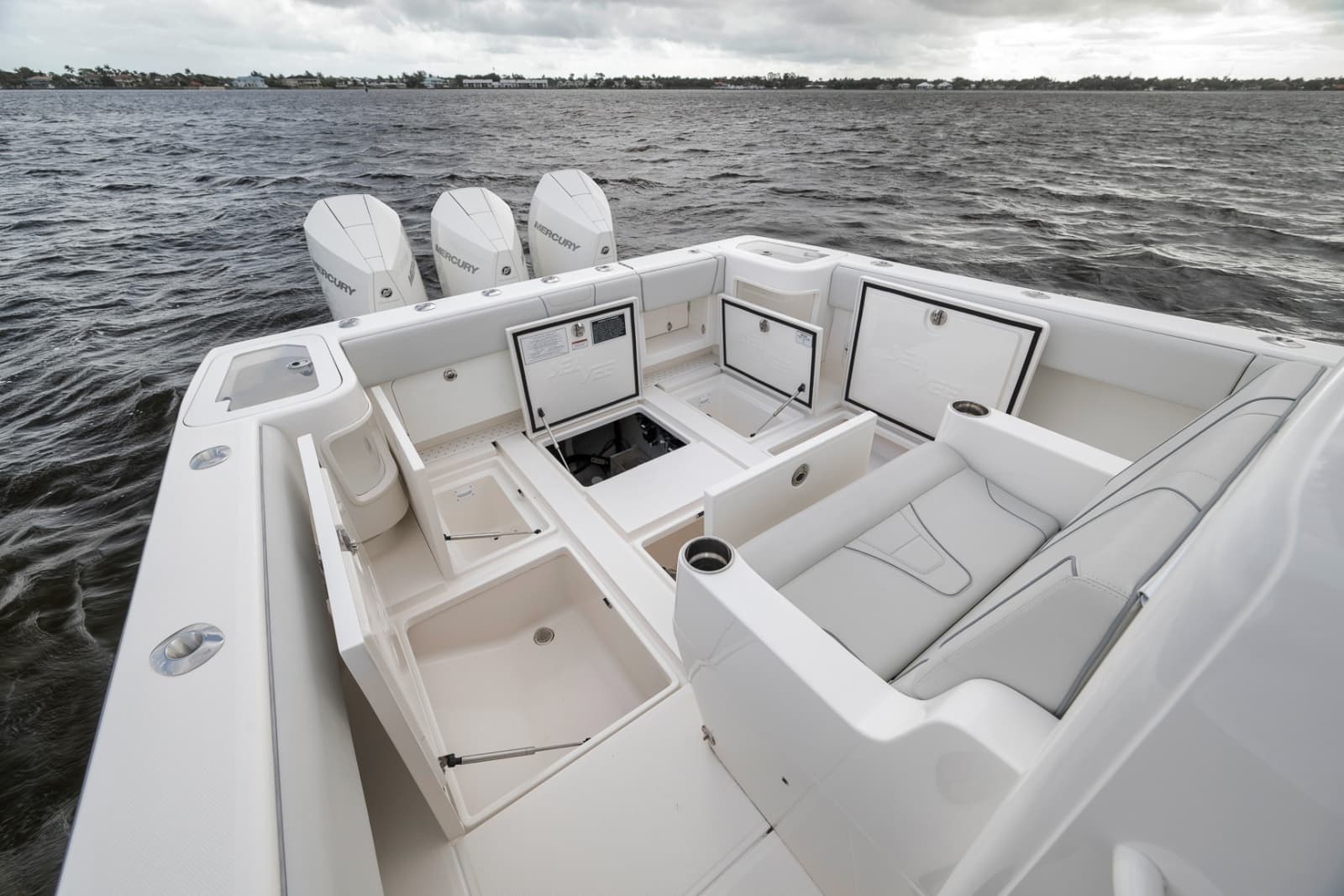 2022 SeaVee 370Z - Photo 51