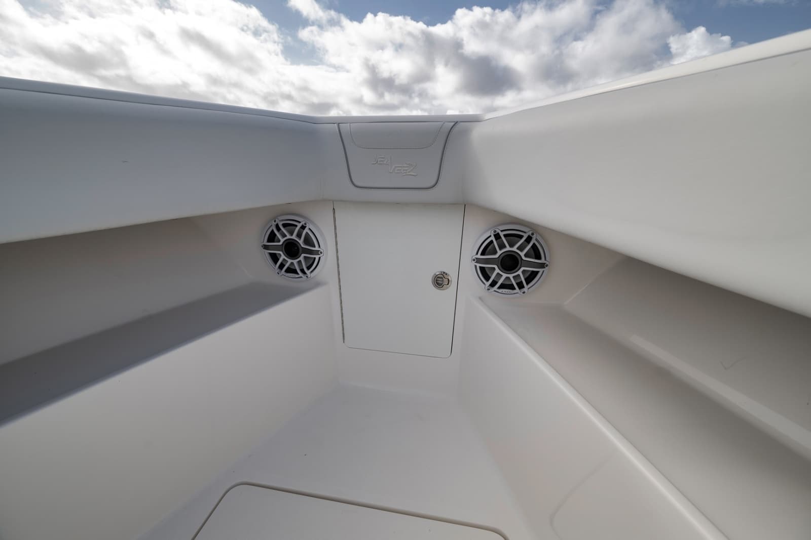 2022 SeaVee 370Z - Photo 37