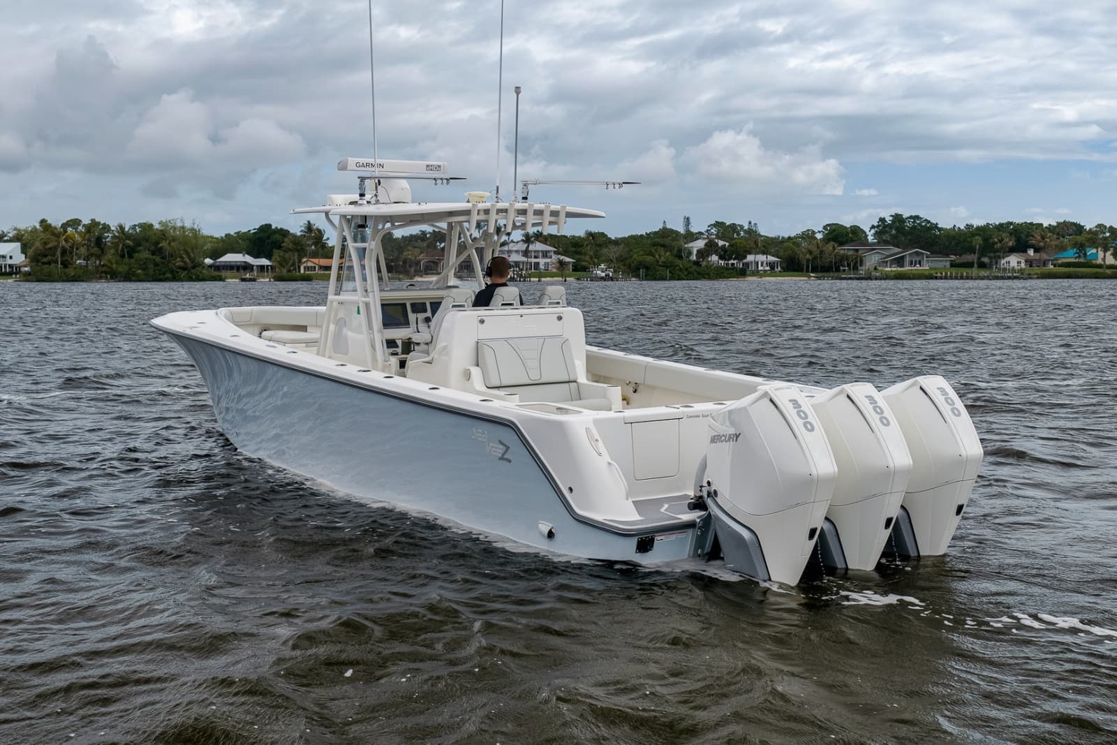2022 SeaVee 370Z - Photo 13