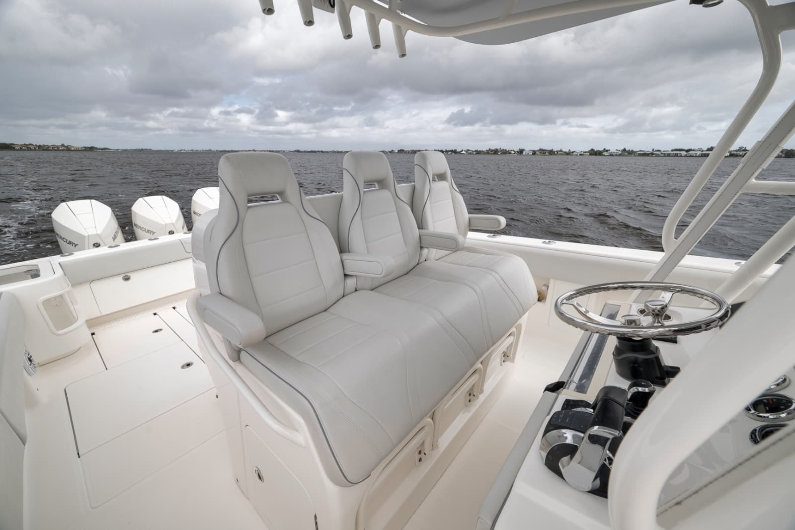 2022 SeaVee 370Z - Photo 63