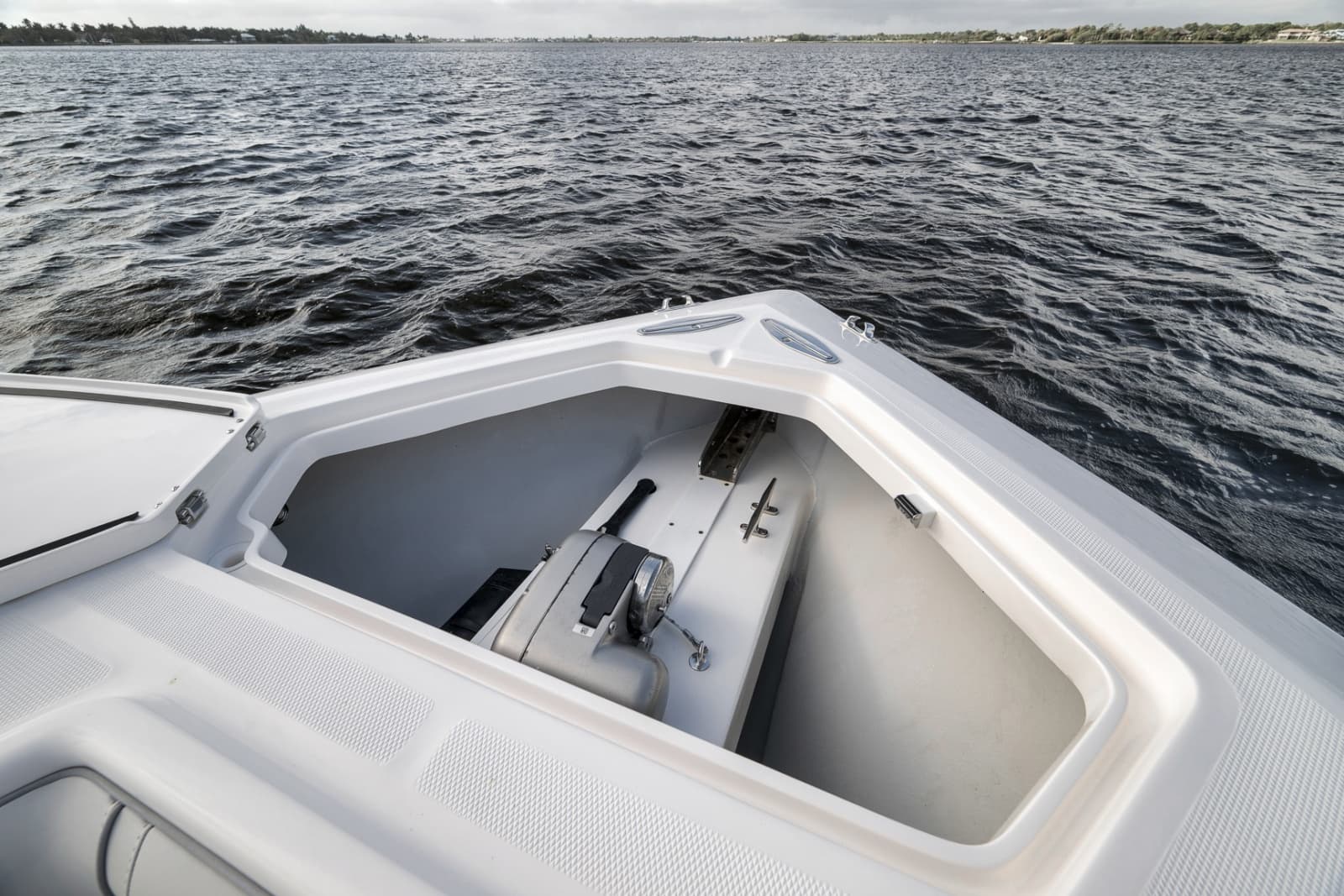 2022 SeaVee 370Z - Photo 32