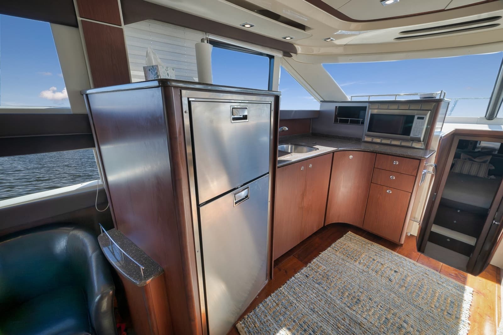 2012 Meridian 441 Sedan - Photo 56