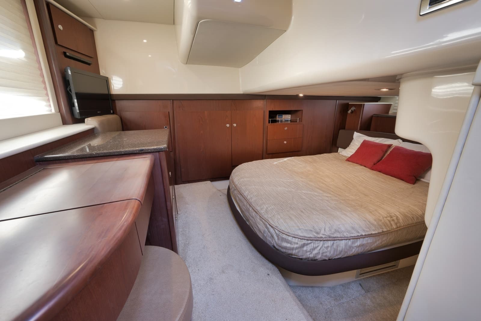 2012 Meridian 441 Sedan - Photo 73