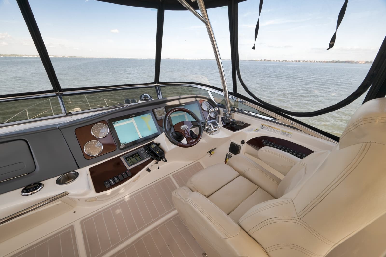 2012 Meridian 441 Sedan - Photo 47