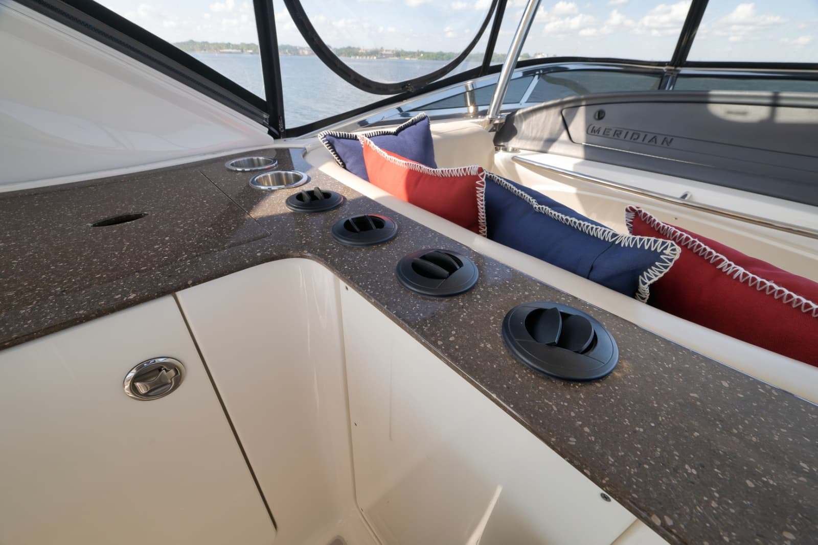 2012 Meridian 441 Sedan - Photo 51