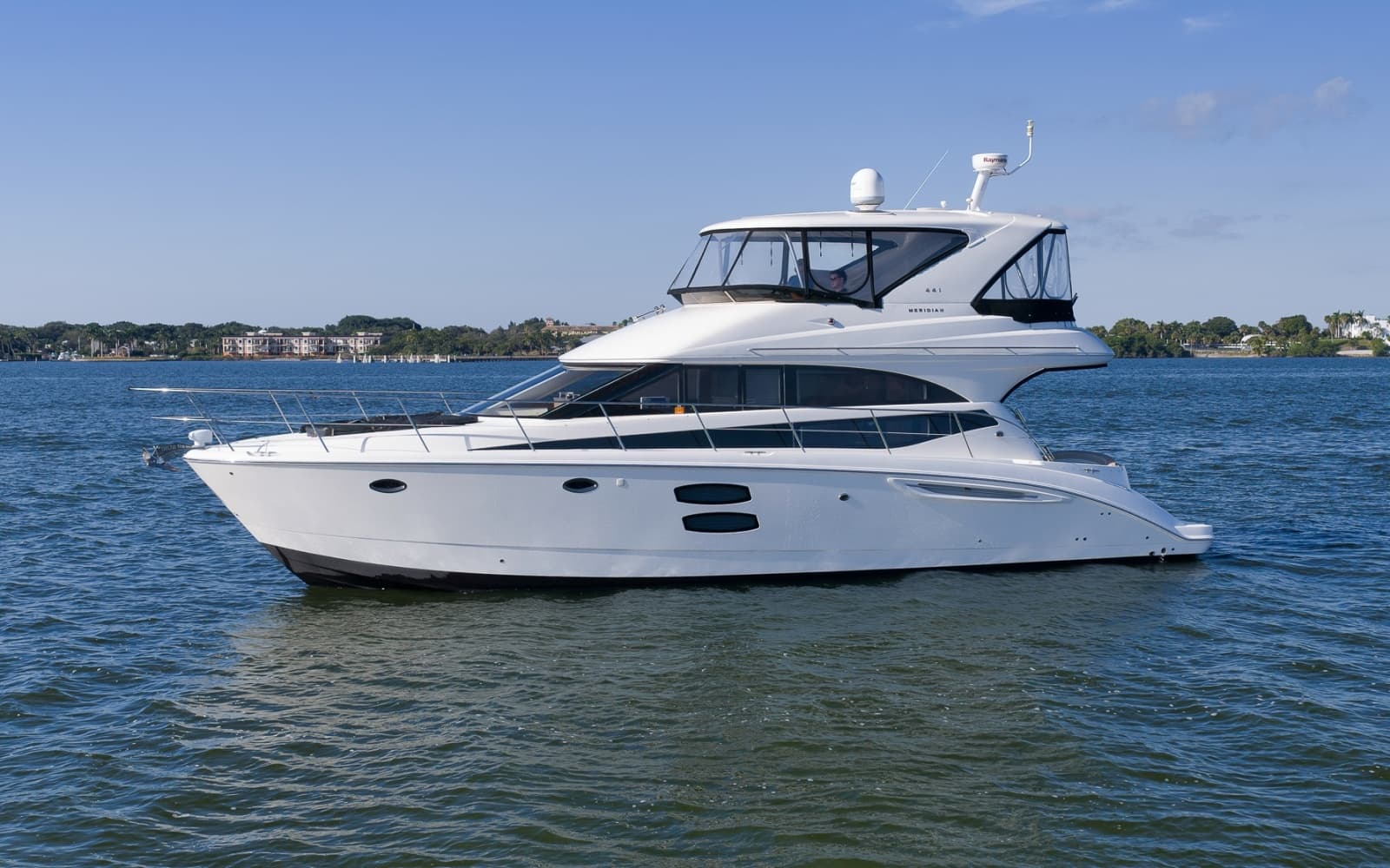 2012 Meridian 441 Sedan - Photo 8