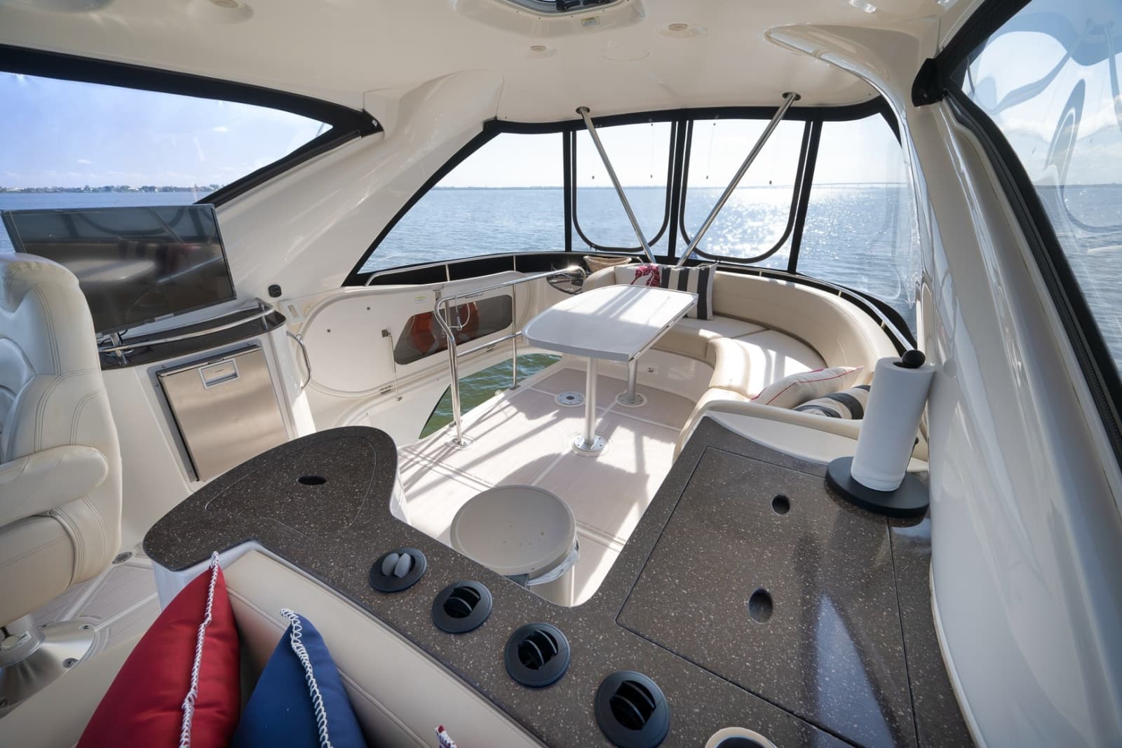 2012 Meridian 441 Sedan - Photo 43