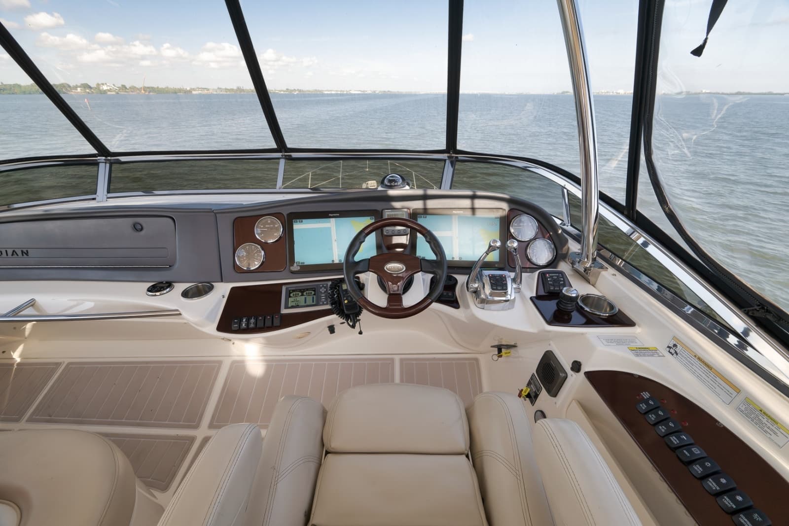 2012 Meridian 441 Sedan - Photo 46