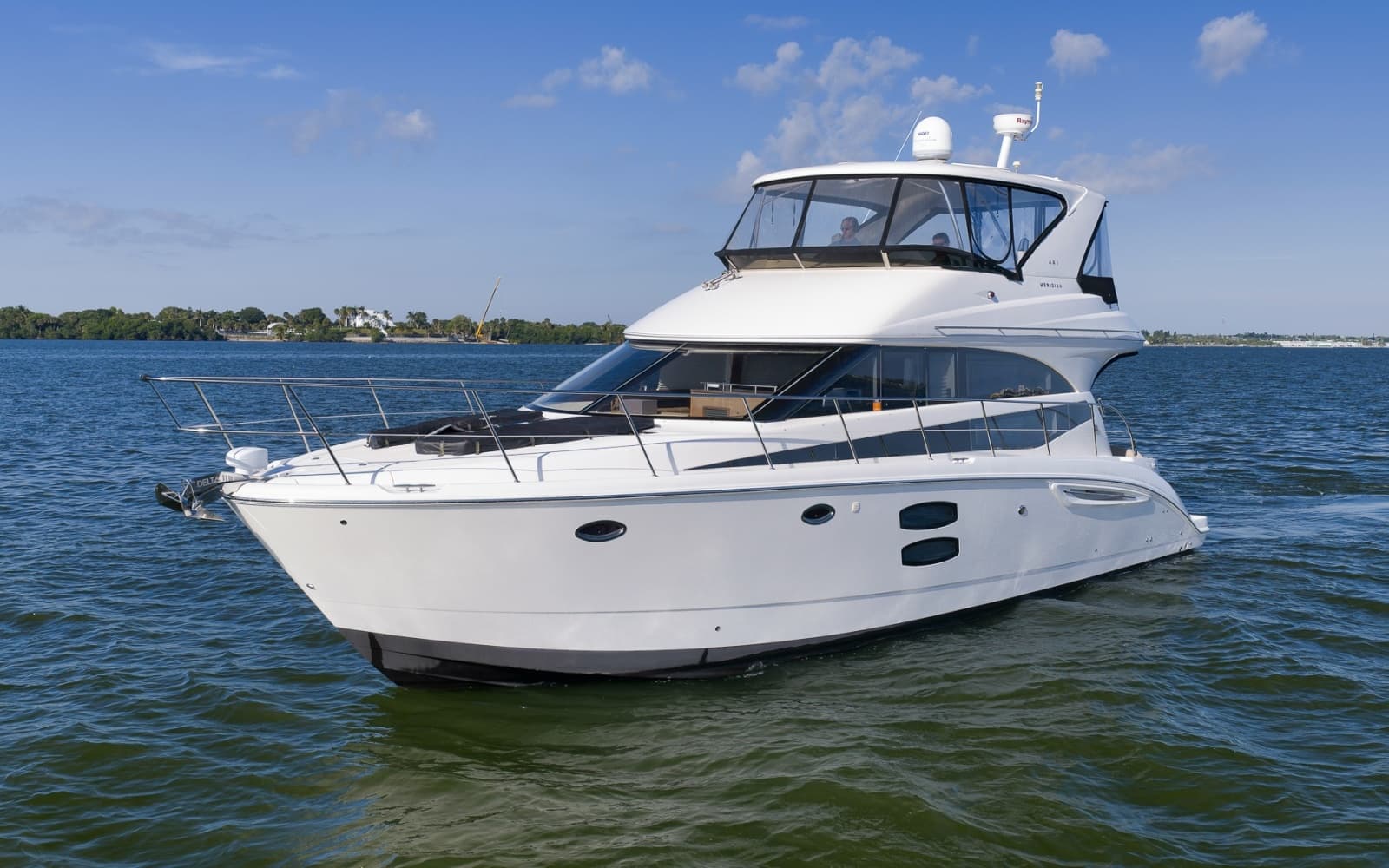 2012 Meridian 441 Sedan - Photo 2