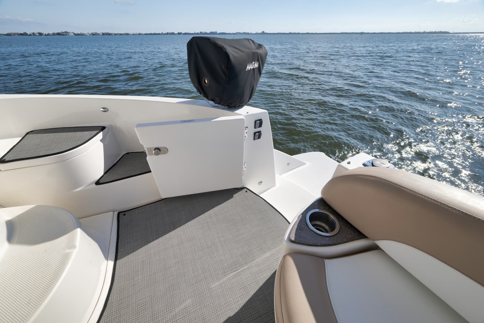 2012 Meridian 441 Sedan - Photo 37