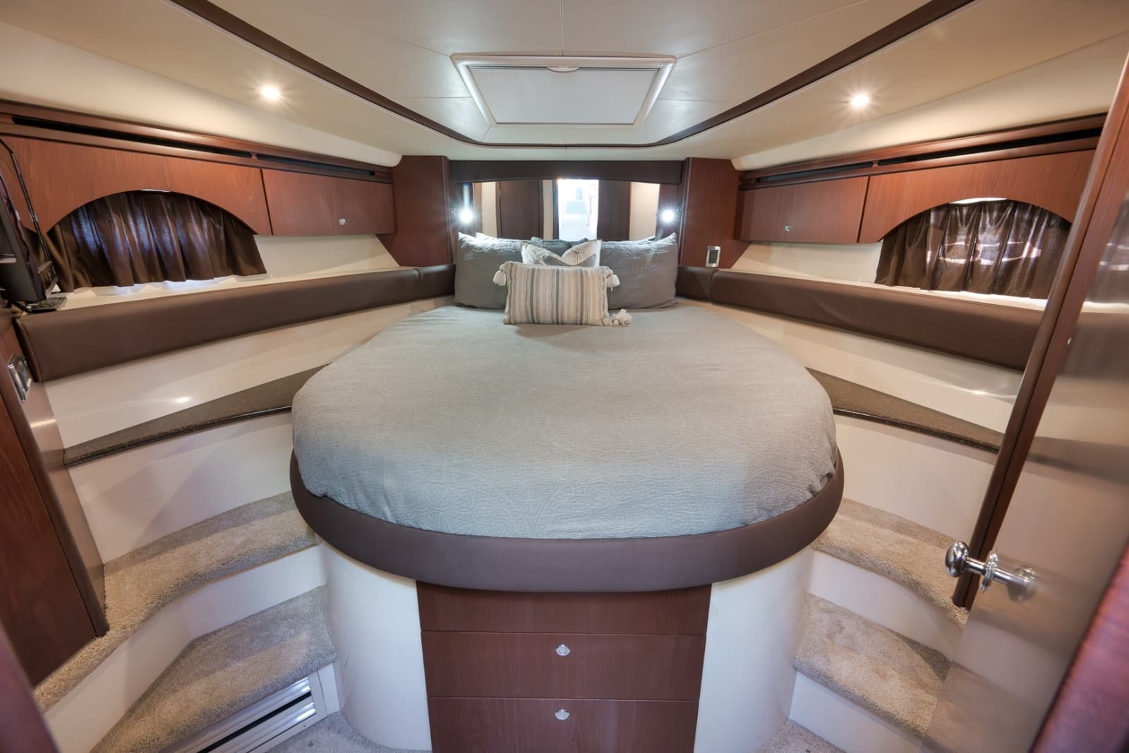 2012 Meridian 441 Sedan - Photo 71