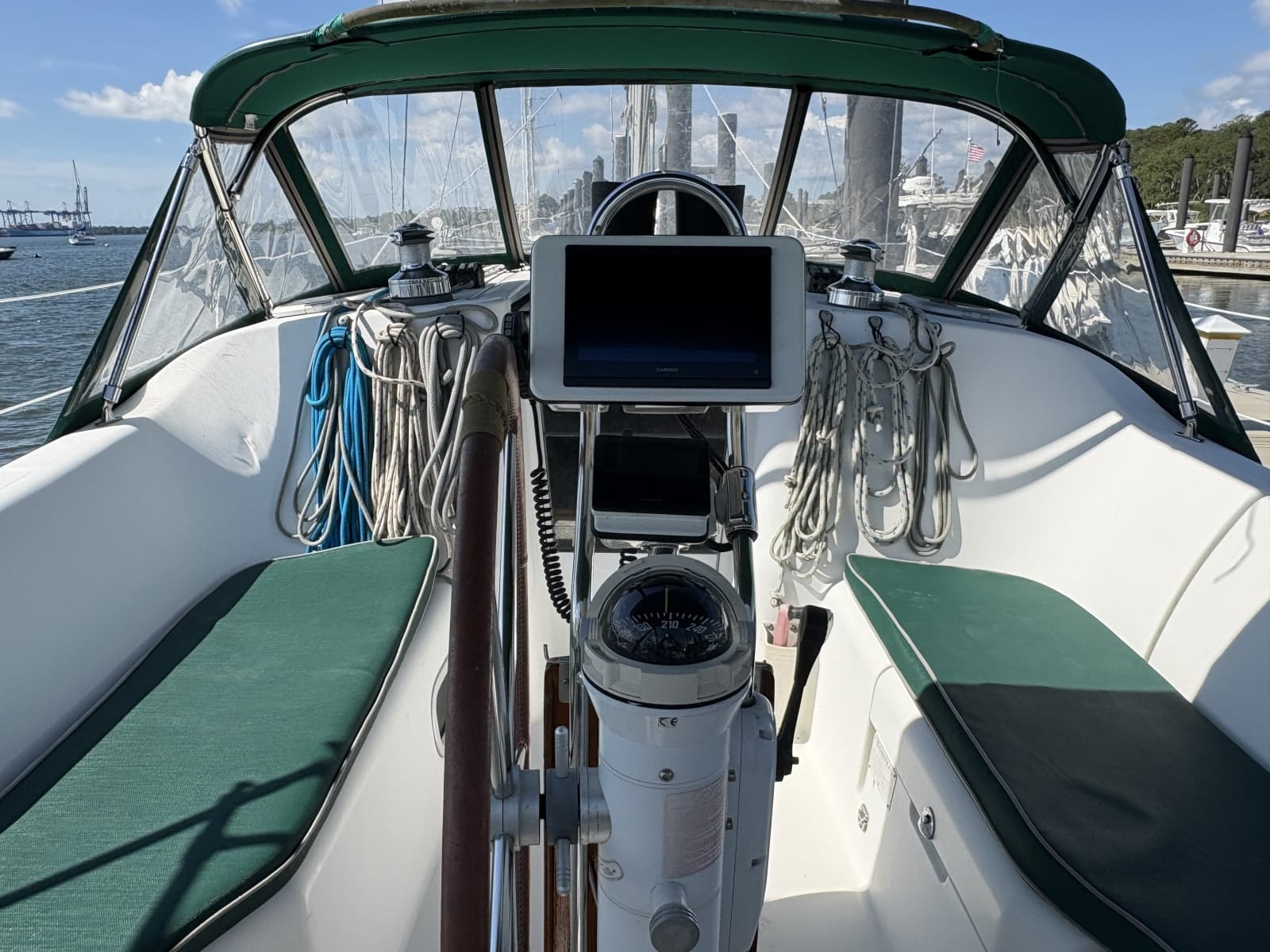 2006 Beneteau 373 - Photo 14