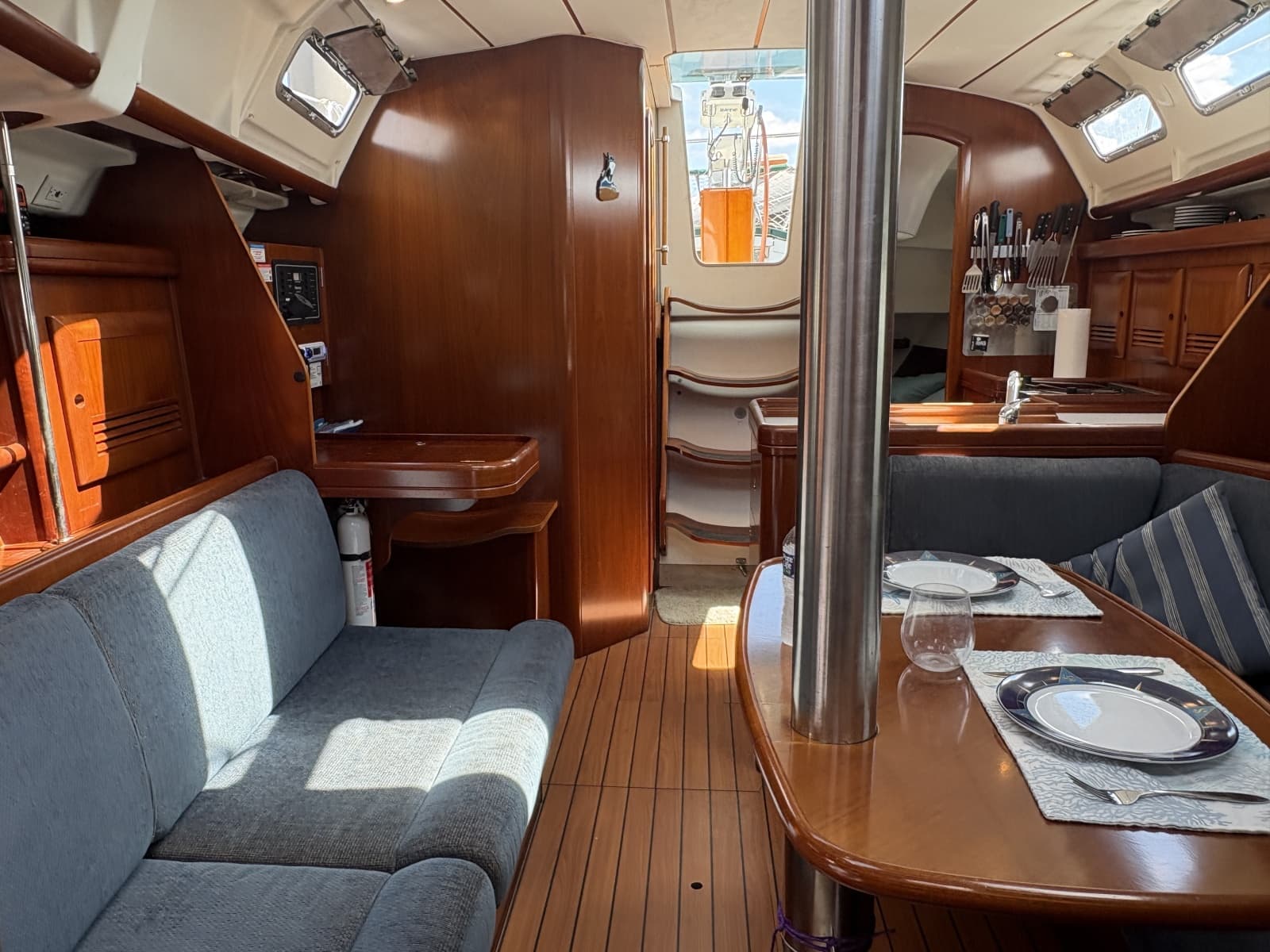 2006 Beneteau 373 - Photo 36