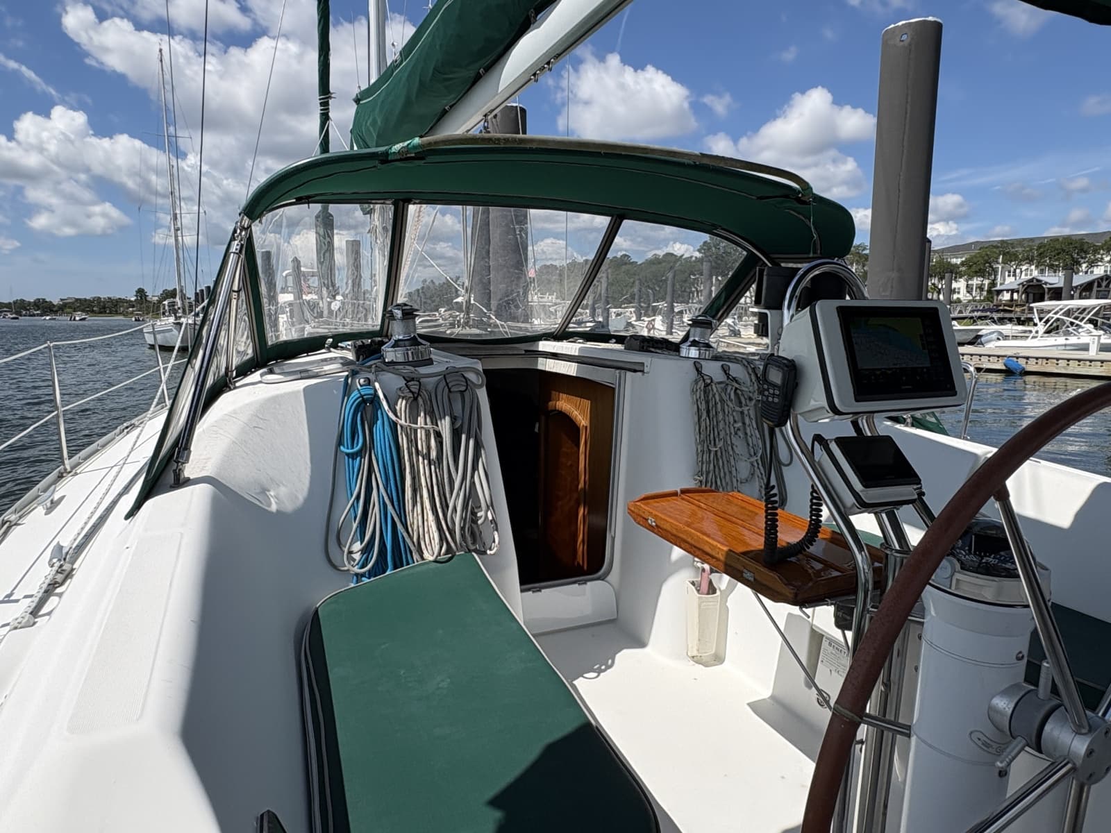 2006 Beneteau 373 - Photo 15