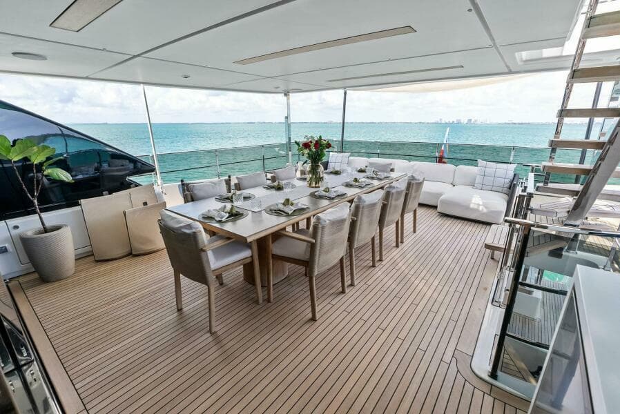 2023 Custom Line 33 Navetta - Photo 37