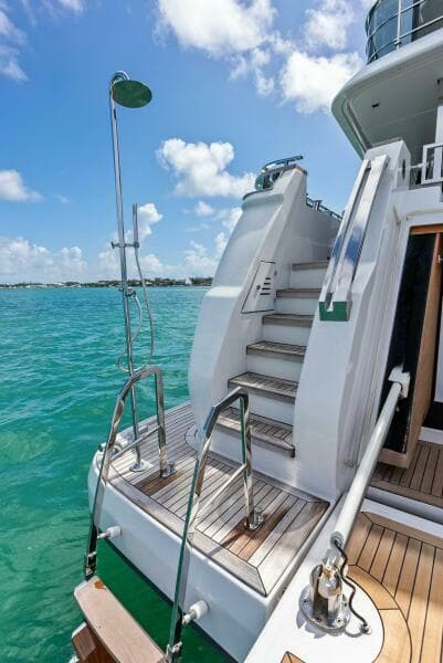 2023 Custom Line 33 Navetta - Photo 51