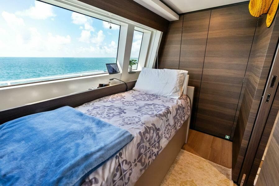 2023 Custom Line 33 Navetta - Photo 124